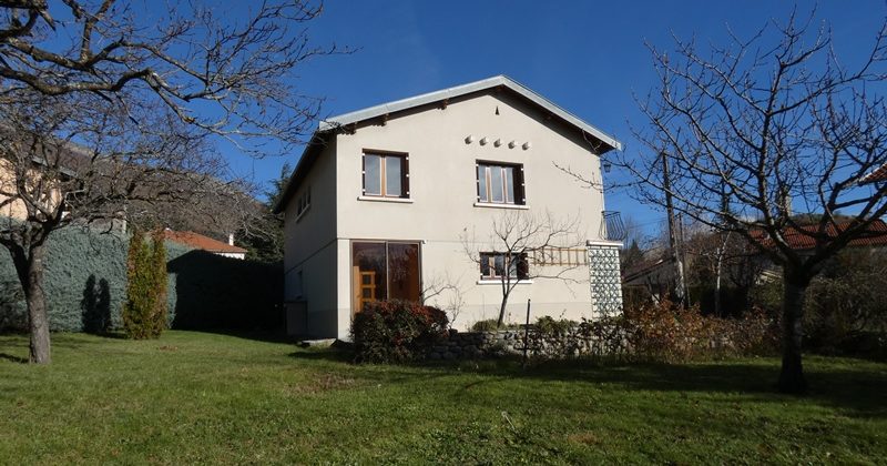 Maison indépendante avec 2 appartements, un garage et un jardin – m1785 – ASPRES/BUËCH 05140